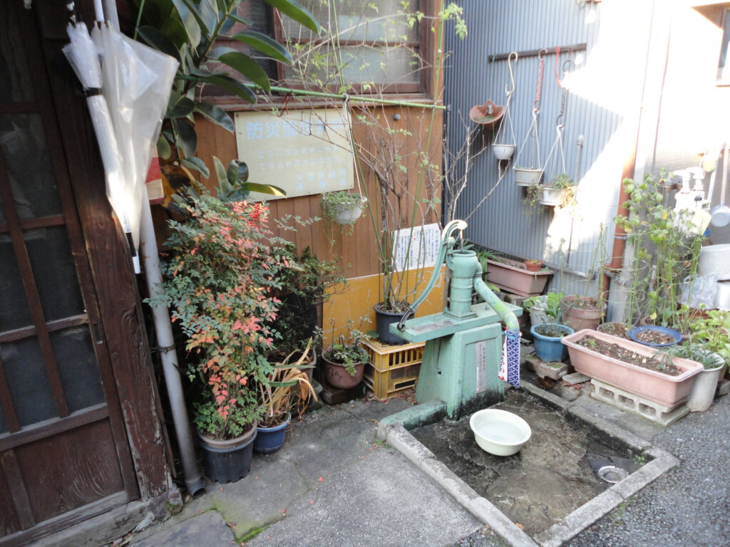 Places to go in Greater Tokyo include Kikuzaka neighbourhood in Hongo, formerly part of the low city. Pic by Ron Davidson.